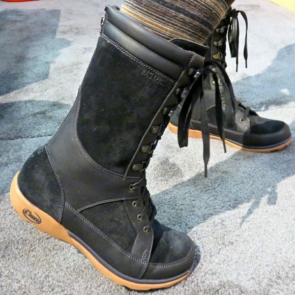 chaco lodge boots